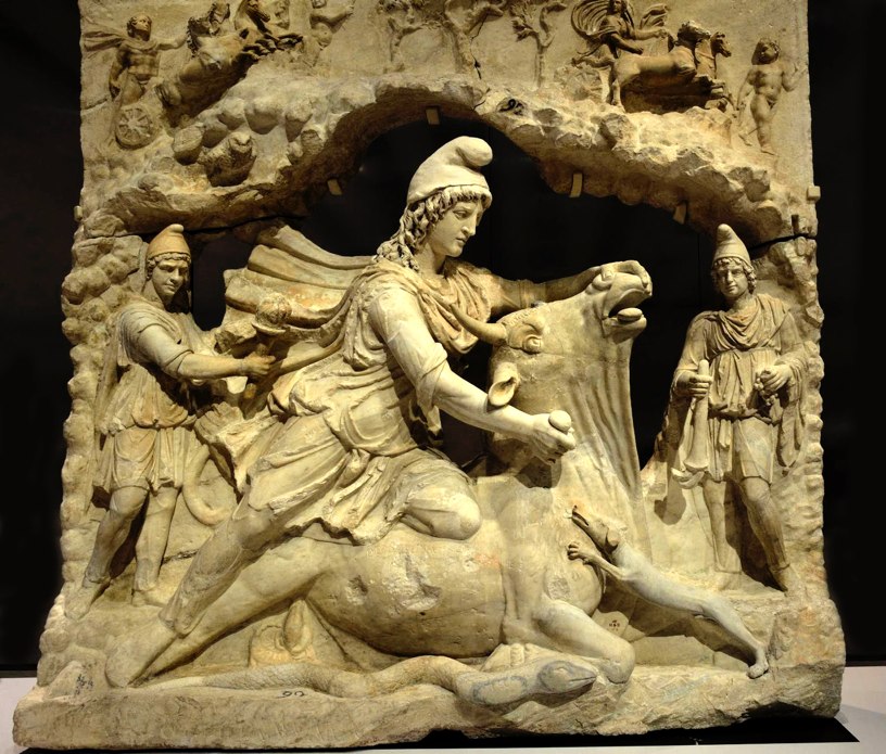 Mithra sacrifiant le Taureau, (Collection Borghse, 100 - 200 apres J-C, Muse du Louvre)